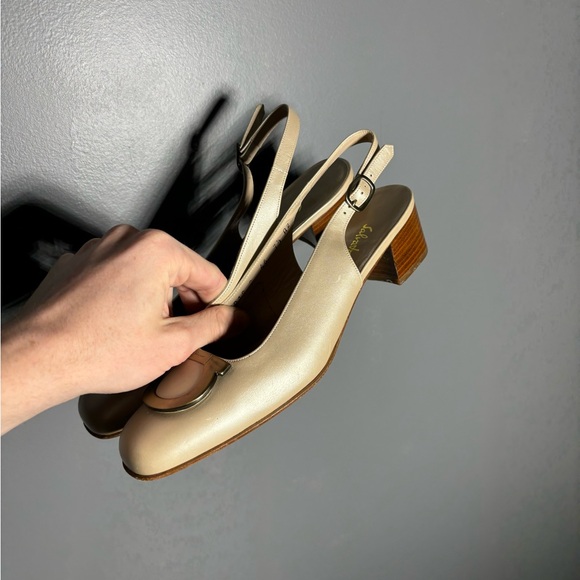 Salvatore Ferragamo Gancini Accent Slingback Pumps Women’s Size 7.5 - Picture 4 of 5